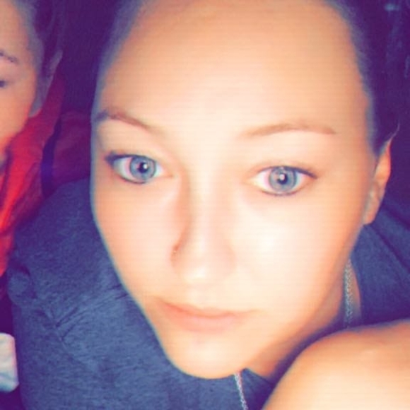 Meet your Posher, Chrissy - Picture 1 of 1